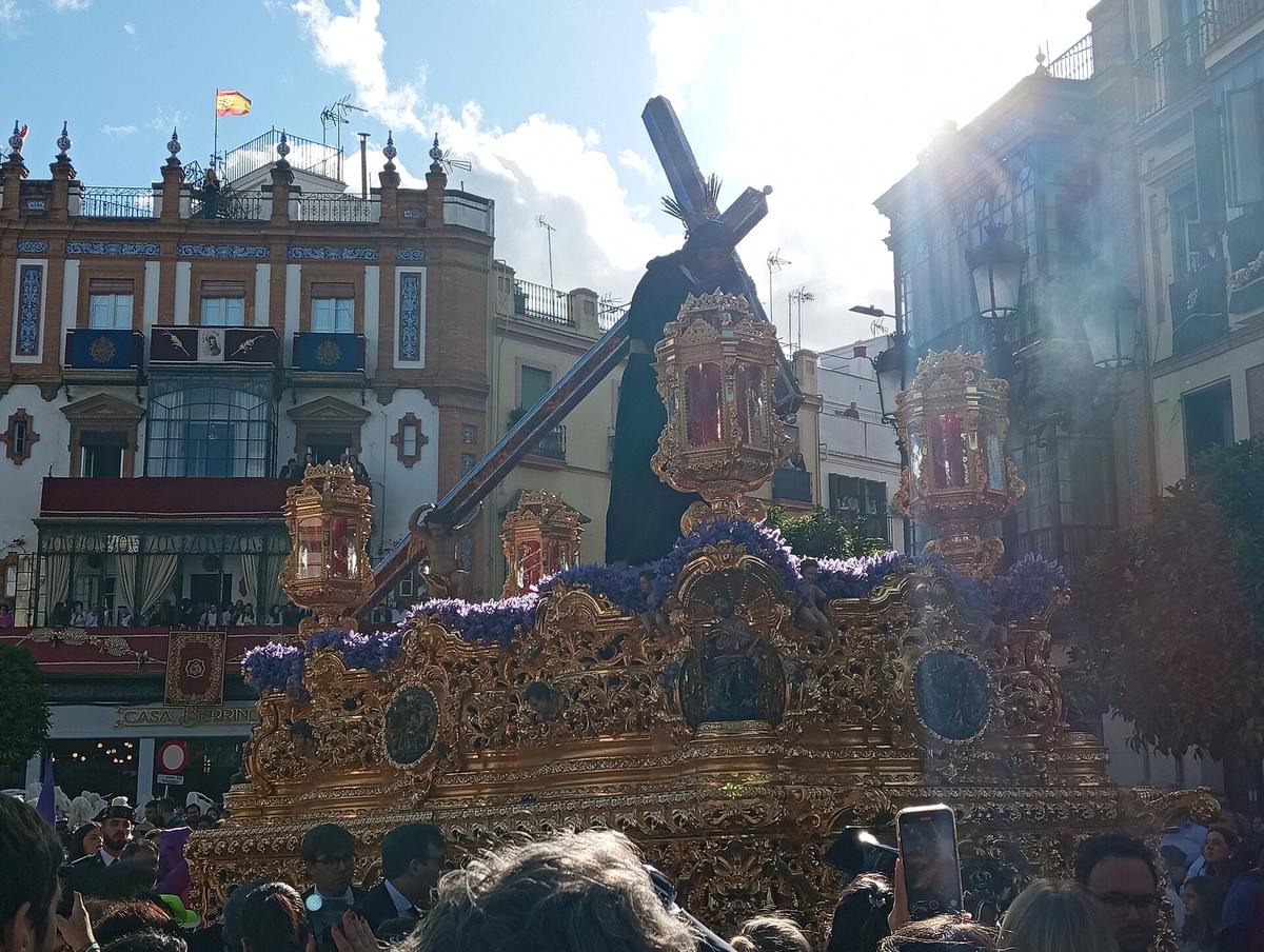 Semana Santa Sevilla nazarenos